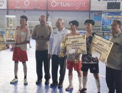 SMAN 4 Sumbar Rengkuh Trophi SMANDubes Futsal Competition 2023