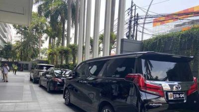 Johnny Plate Tersangka, Para Pejabat Partai Merapat ke NasDem Tower