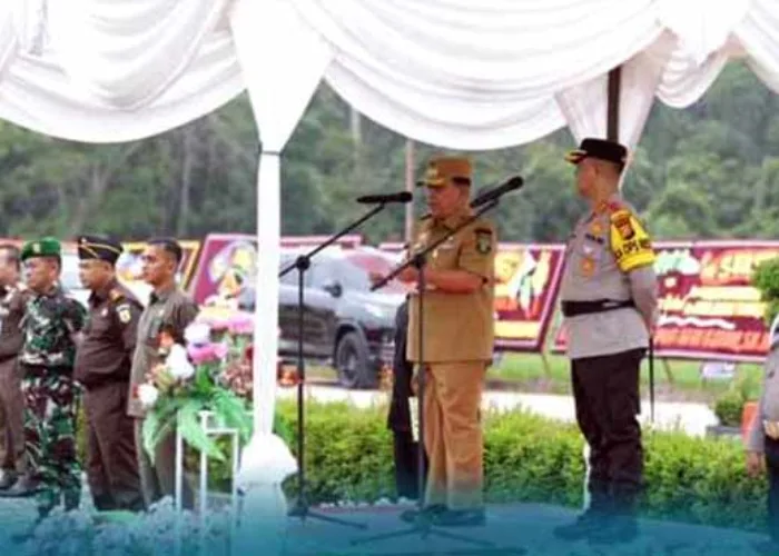 Bupati Sukiman Pimpin Apel Pasukan Operasi Ketupat Lancang Kuning