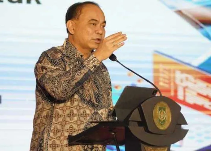 Menkominfo Blokir 42.000 Situs Judi, Ingatkan Masyarakat Jangan Tergiur Pinjol