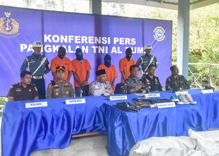 Lanal Dumai Amankan 150 Karung Barang Bekas Asal Singapura