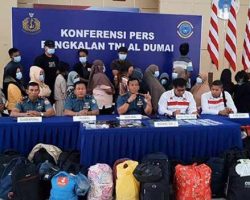 TNI AL Dumai Gagalkan Penyeludupan 31 Pekerja Migran Ilegal ke Malaysia