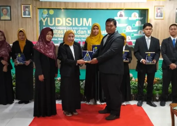 Yudisium 150 Mahasiswa MIPA dan Kesehatan UMRI, Dekan: Jangan Berhenti Belajar
