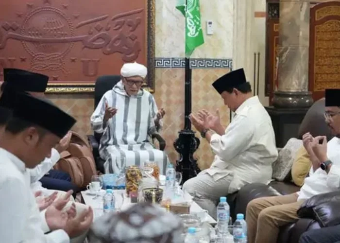 Elektabilitas Prabowo di Jatim Makin Kokoh Berkat Dukungan Kiai dan Ulama