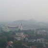 Kabut Asap di Padang Kian Parah, Warga Diwajibkan Pakai Masker