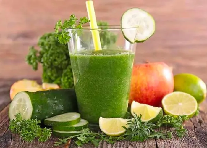10 Makanan dan Minuman yang Baik Dikonsumsi Saat Sakit Tenggorokan