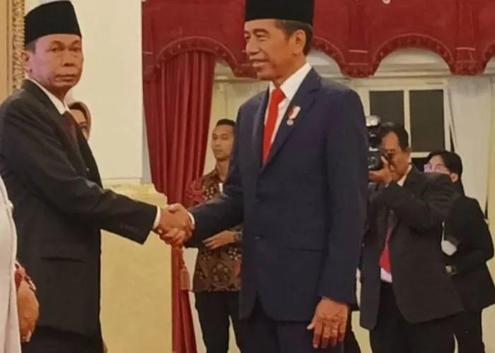Gantikan Firli Bahuri, Presiden Jokowi Lantik Nawawi Sebagai Ketua KPK