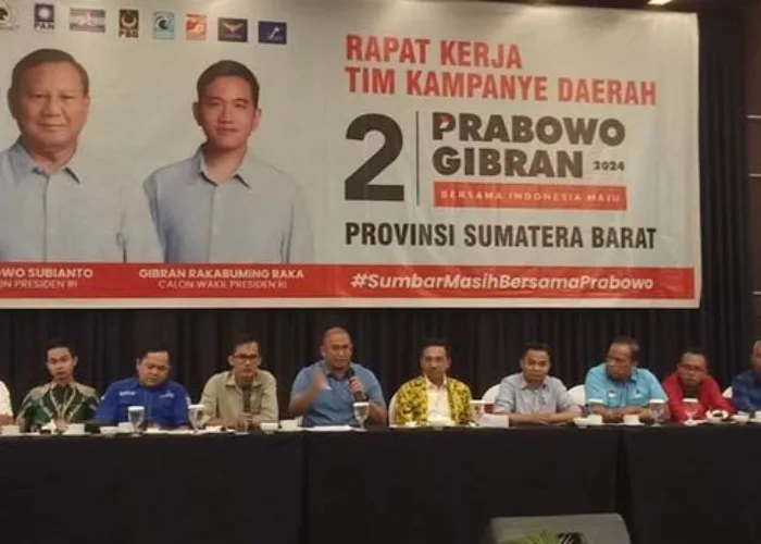 Seluruh Baliho Caleg KIM di Sumbar Wajib Pakai Foto Prabowo-Gibran