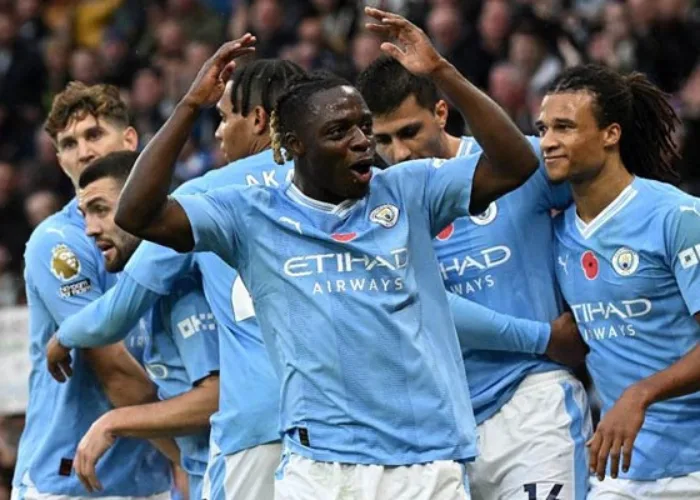 Manchester City Puncaki Tahta Liga Inggris, MU Menang Dramatis
