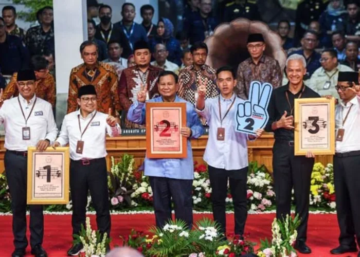 Elektabilitas Ganjar-Mahfud Buntuti Prabowo-Gibran