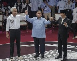 Survei IPO Ungkap Elektabilitas Prabowo-Gibran 42,3 Persen, AMIN 34,5 Persen, Ganjar-Mahfud 21,5 Persen