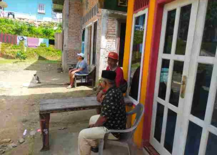20 Tahun Warga Kelok Tui Belimbing Kuranji Menanti Listrik dan Akses Jalan