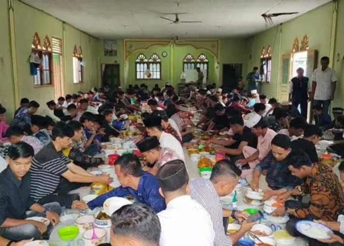 Mengenal Makan Bajambau, Tradisi Sambut Ramadan di Kampar Riau