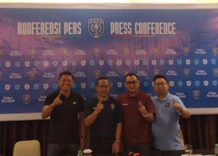 Resmi Tangani PSPS Pekanbaru, Aji Santoso Langsung Seleksi Pemain Lokal