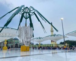Skandal Payung Elektrik Masjid Agung An Nur, Bisakah Dituntaskan Kejati Riau?