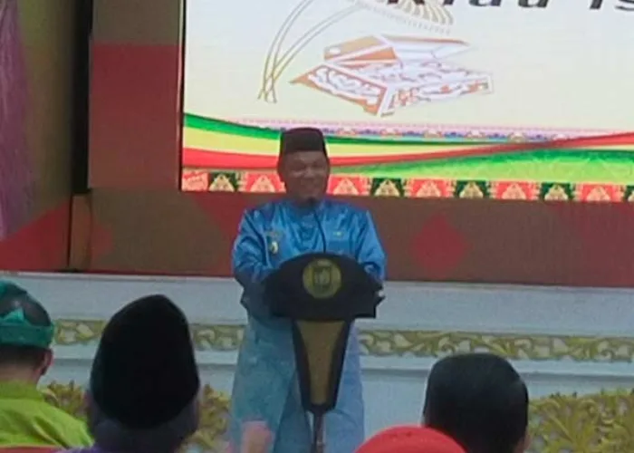 Hadiri Milad ke 26 FKPMR, SF Hariyanto Soroti Buruknya Kinerja Bank Riau Kepri Syariah