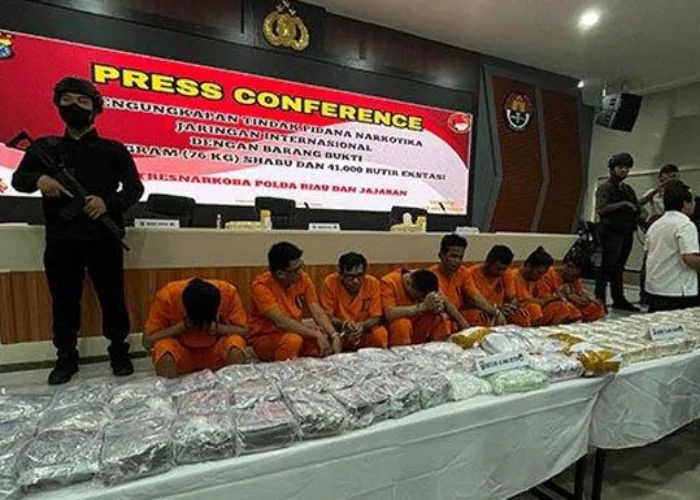 8 Pengedar Narkoba Ditangkap, Polisi Sita 76 Kg Sabu dan 41.000 Butir Ekstasi
