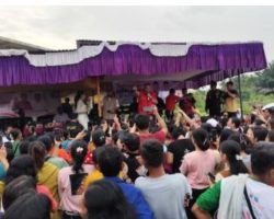 Ribuan Warga Kandis Penuhi Lapangan Pasar Minggu, Kompak Dukung Pasangan Irving-Sugianto