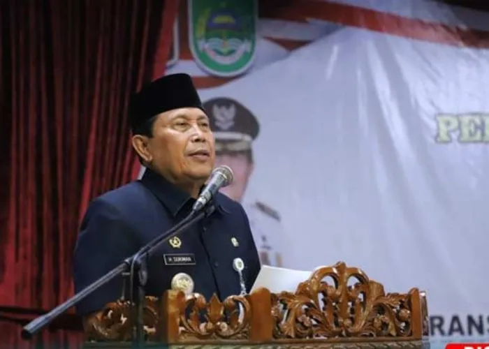 Bupati Sukiman Kukuhkan 739 Anggota BPD dan Luncurkan Transaksi Non Tunai Desa