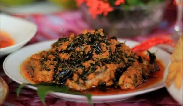 Bila Berkunjung ke Solok Sumatera Barat, Sempatkan Makan Kalio Baluik