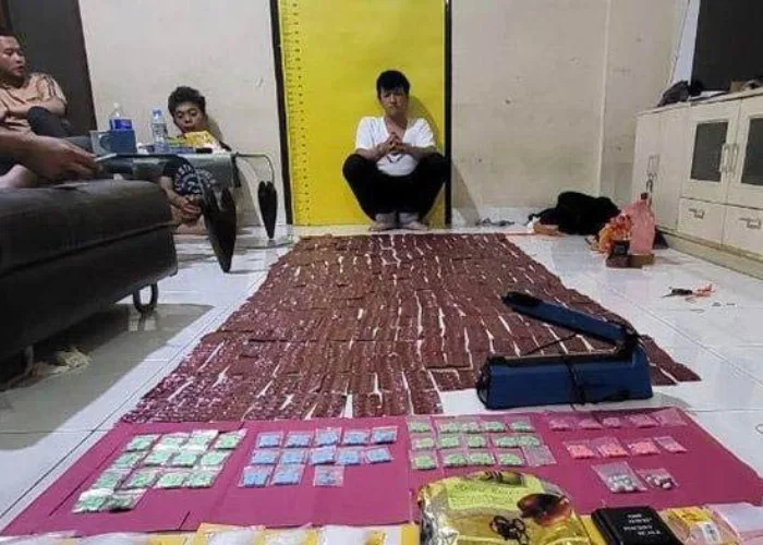 Tangkap Dua Pengedar, Polisi Sita 2 Kg Sabu dan Ribuan Ekstasi