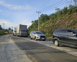 Jalan Lintas Riau-Sumbar Tanjung Alai KM 106-107 Kembali Normal