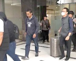 KPK Geledah Kantor Dinas PUPR Riau, Kasus Apa?