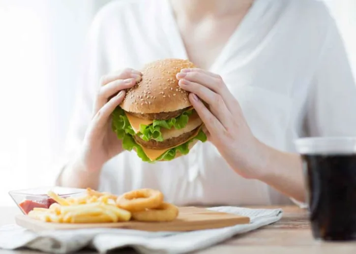 5 Makanan Ini Bisa Tingkatkan Kadar Kolesterol, Cobalah Batasi Konsumsinya!