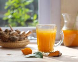 Benar Nggak Sih, Minum Kunir Asam Bikin Rahim Kering Saat Haid?