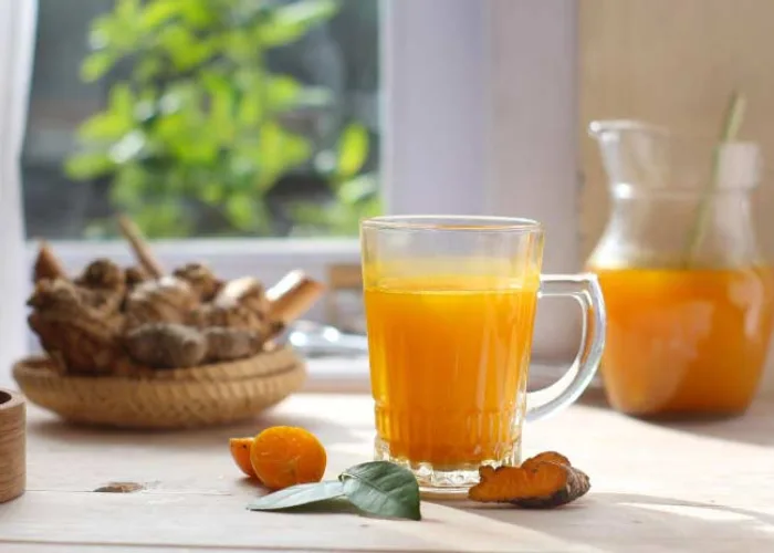 Benar Nggak Sih, Minum Kunir Asam Bikin Rahim Kering Saat Haid?