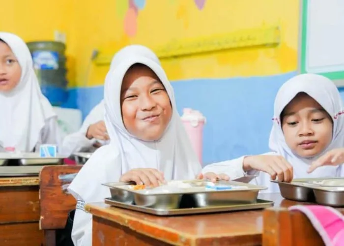 Hari Ini Program Makan Bergizi Gratis Dimulai
