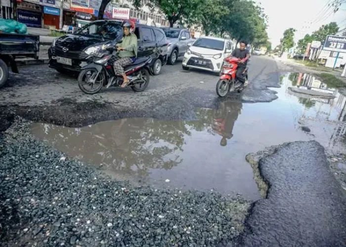 Dinas PUPR Catat 500 Kilometer Jalan di Pekanbaru Rusak