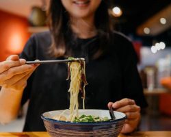 Jangan Padukan Mi Instan Dengan Tiga Makanan Ini, Bahaya!