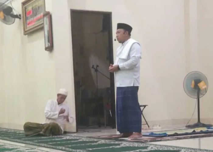 PSU Tanpa Kampanye, Alfedri-Husni Jadikan Taraweh Cara Raih Simpatik Masyarakat