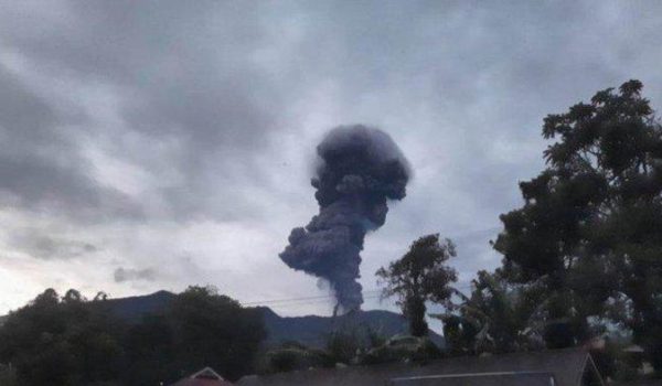 Gunung Marapi Sumbar Kembali Erupsi, Abu Vulkanik Capai 500 Meter
