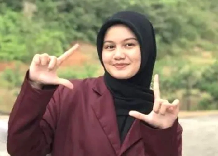 Rakyat di Ujung Lidah, Oligarki di Ujung Pena