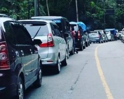 Kelok 9 Sumbar Macet Parah, Pemudik Terjebak Sampai 7 Jam