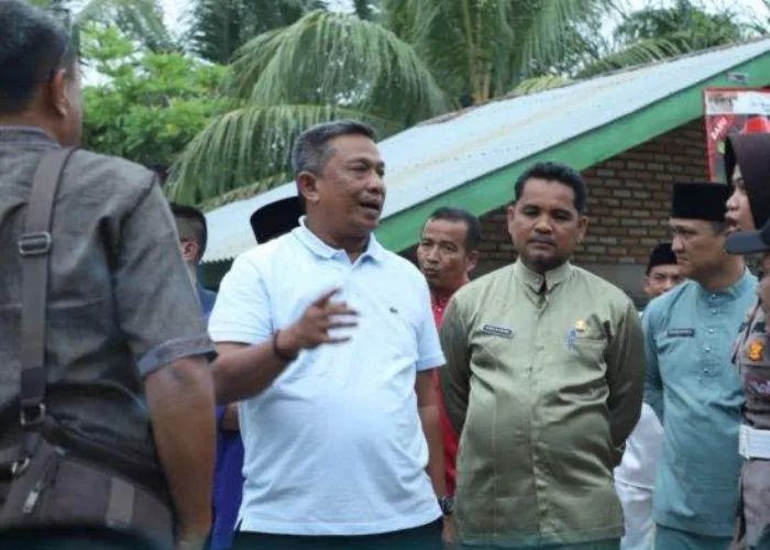 Bupati dan Wabup Tinjau Jalan Alternatif Bila Jembatan Sei Rokan Ditutup
