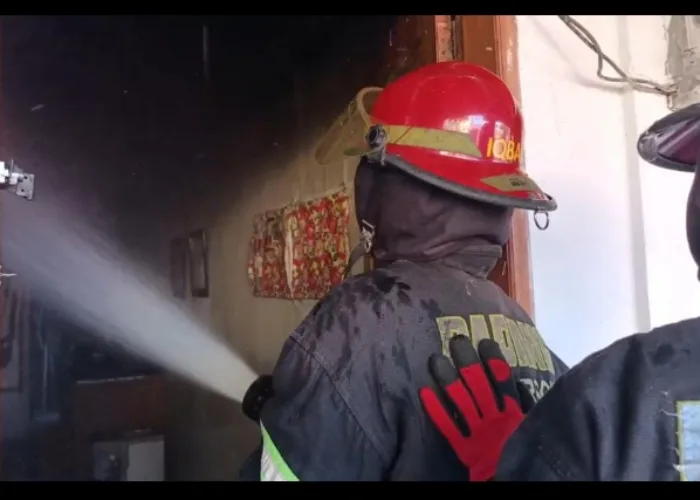 Rumah Warga Bungo Kasang Padang Terbakar, 7 Mobil Damkar Dikerahkan