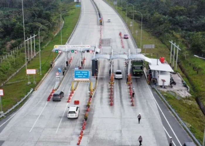 Ngebut Berkendara, 8 Pengemudi Ditilang di Jalan Tol Pekanbaru-Bangkinang