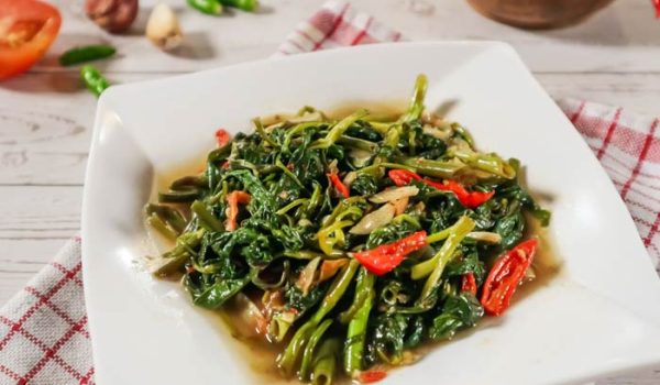 Bosan yang Biasa, Coba Buat Tumis Kangkung Telur Asin, Nih Resepnya!