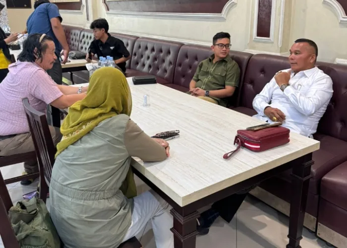 S. Hondro Penuhi Panggilan Polda Riau Terkait Dugaan Penghinaan Elektronik