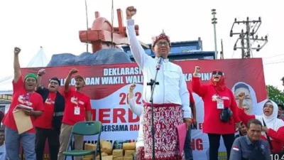 Ribuan Warga Pangkal Pinang Padati Tugu Kerito Surong Ikuti Deklarasi MERDEKA