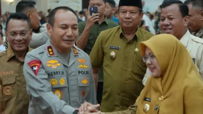 Bertemu Pelaku Usaha, Kapolda Riau: Kita Bersama Ibu Afni