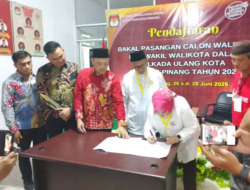 Daftar Pertama Pilwako Pangkalpinang, Paslon Independen Merdeka Datang Pakai Kerito Surong