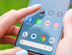 Kenapa Sih Scroll TikTok Berjam-jam Bisa, Giliran Baca Artikel Cepat Bosan