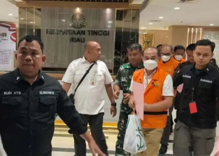 Kejati Riau Tahan Pejabat Kemenhub, Tersangka Korupsi Pelabuhan di Riau