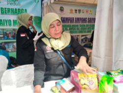 Ketika Bank Sampah Ampang Saiyo Mandiri Kota Padang Ubah Sampah Jadi Sembako