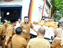 973 Warga Rentan Kota Padang Terima Bantuan Permakanan dan Usaha Ekonomi Produktif