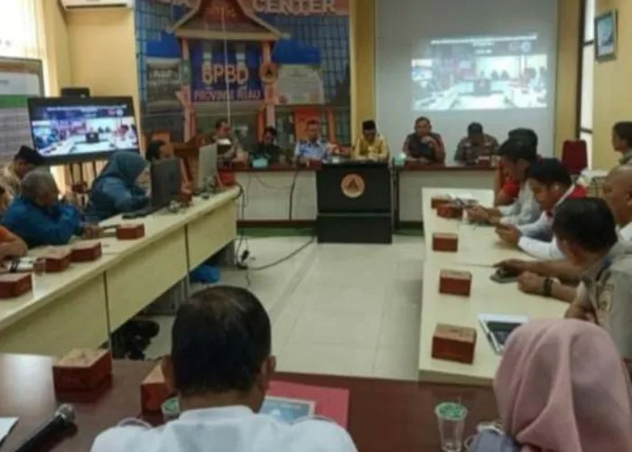 Status Tanggap Darurat Karhutla Riau Diperpanjang